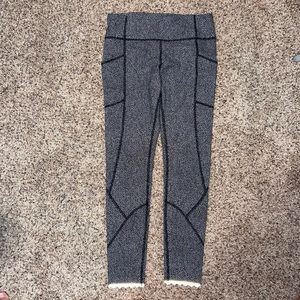 Lululemon Wunder Under Scalloped Leggings